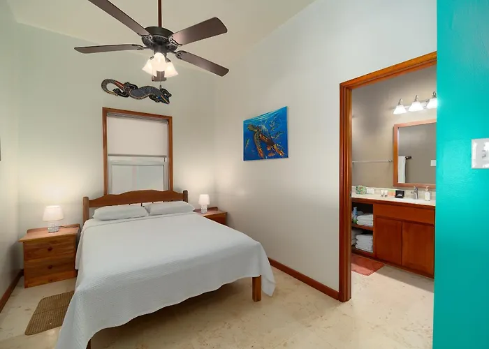 Residences At Barrier Reef 10-2b Oceanfront 2 Bedroom By Floreo Holiday home