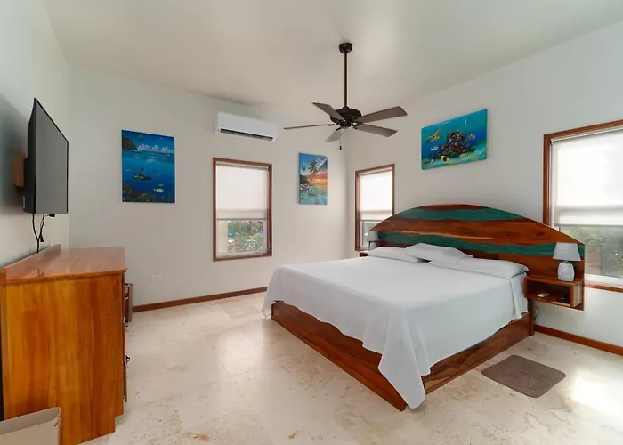 Residences At Barrier Reef 10-2b Oceanfront 2 Bedroom By Floreo Holiday home *